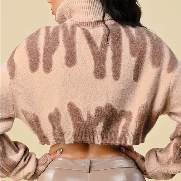 Cropped sweater - Picture 3 of 3